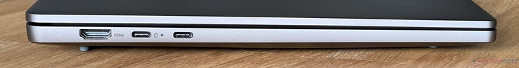 Sol: HDMI 2.1, USB-C 3.2 Gen 2 (10 Gbit/s, DisplayPort ALT modu 1.4, Güç Dağıtımı), USB-C 4.0 (40 GBit/s, DisplayPort Alt modu 1.4, Güç Dağıtımı 3.0)