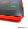 Nokia Lumia 1320'nin tutması hoş ve harika bir yapım kalitesine sahip