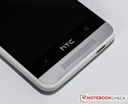 The look is strongly reminiscent of that of the bigger HTC One.