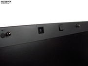 2.0 MP webcam ve klavye arkaplan ışıklandırması da ürüne dahil
