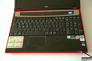 GX620'nin belki de en büyük dezavantajı çok sıkıştırılmış bir görüntüye sahip klavye düzeni.