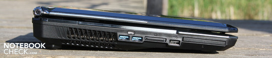 sol: 2xUSB 3.0, kart okuyucu, USB 2.0, ExpressCard54
