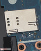 Lenovo, SIM kart için slot eklemesine karşın kullanım için bir modem veya anten dahil değil.