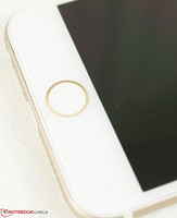 Vphone I6, Apple'ın son kasasını her yönüyle başarılı bir şekilde taklit ediyor