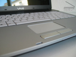 Sony VAIO VGN-FS485B - Oldukça ucuz fiyata iyi performans veren bir notebook