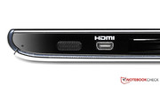Mini HDMI yuvası – uygun kablo notebookla birlikte gelmiyor