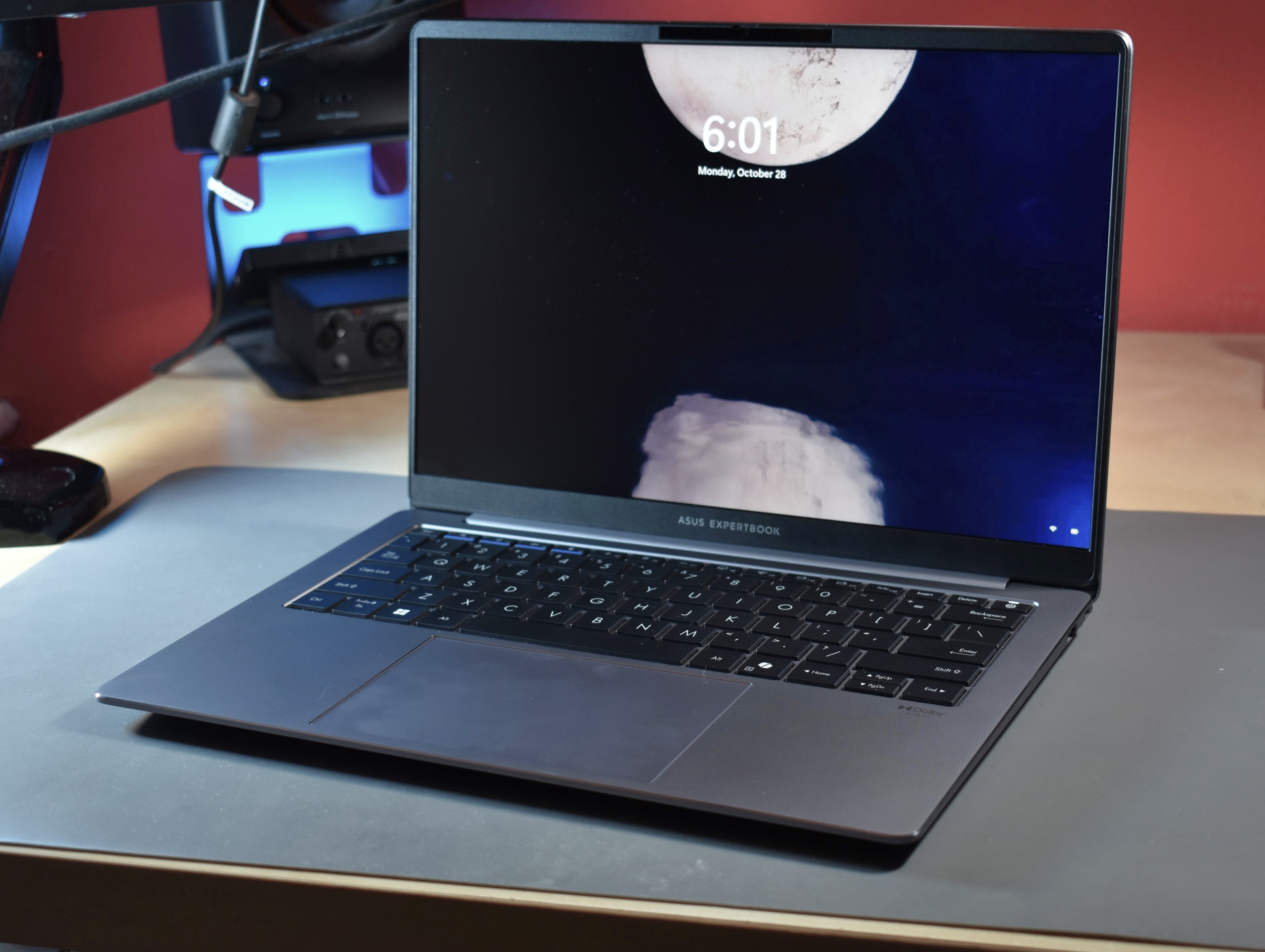 Asus ExpertBook P5 P5405 dizüstü bilgisayar incelemesi: Bir iş