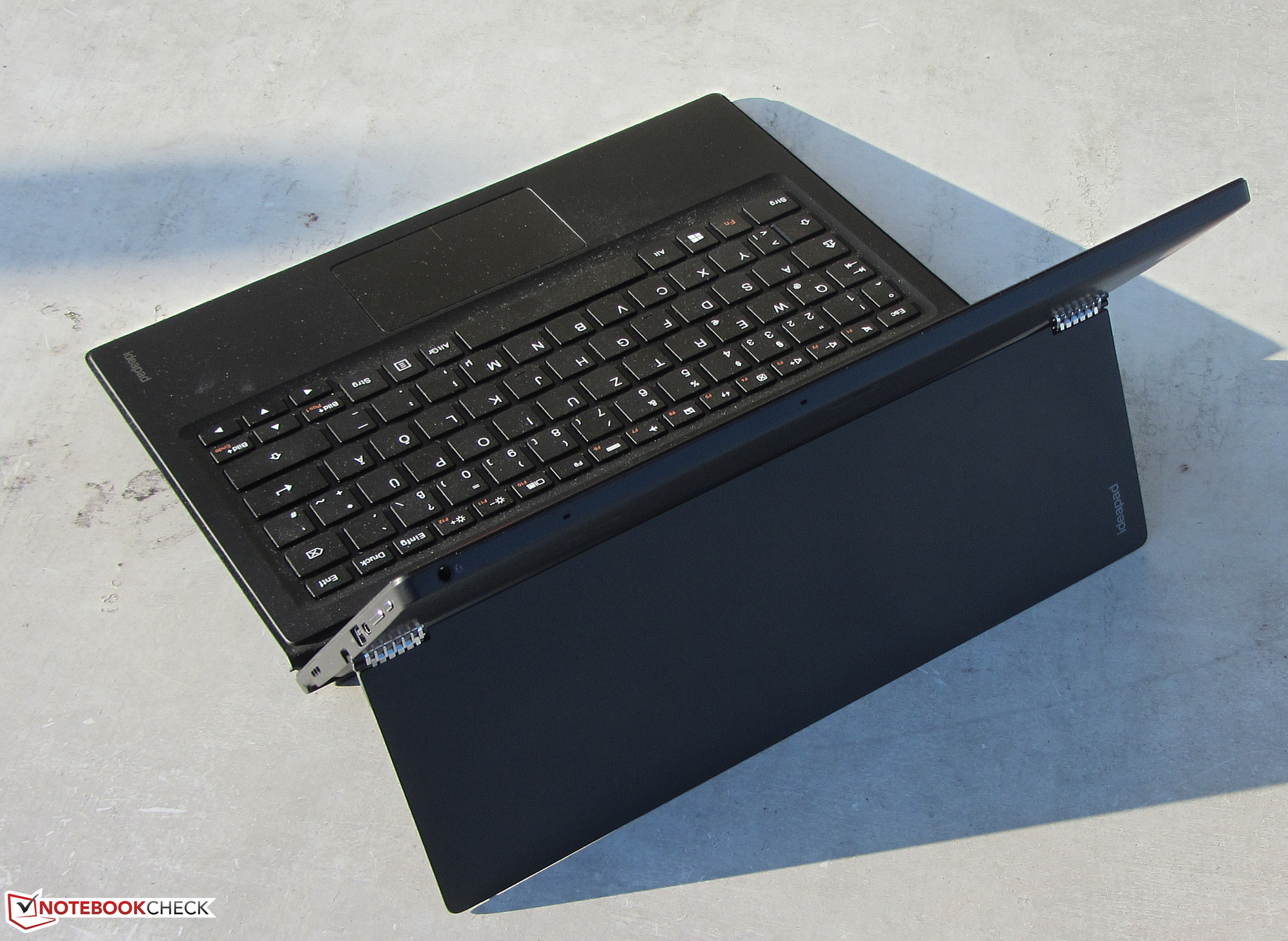 Kısa inceleme: Lenovo IdeaPad Miix 700 dönüştürülebilir - Notebookcheck