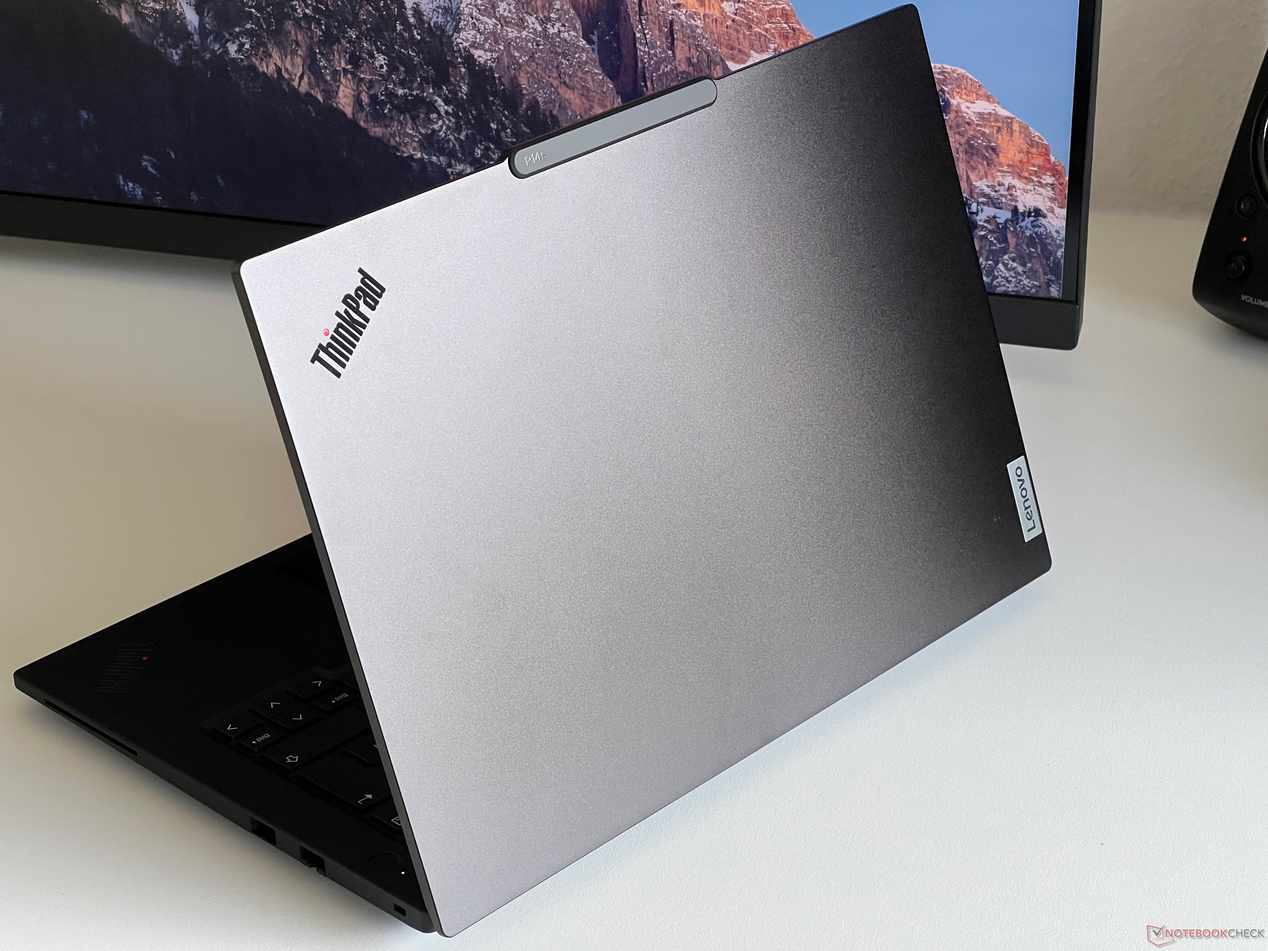 Best Home Laptop Under $500 Lenovo ThinkPad P14s G5 dizüstü bilgisayar incelemesi - RTX 500 Ada ve