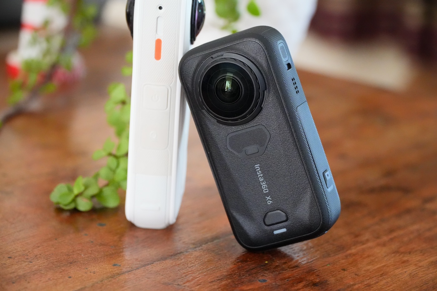 Insta360 X6 Tanıtım görseli