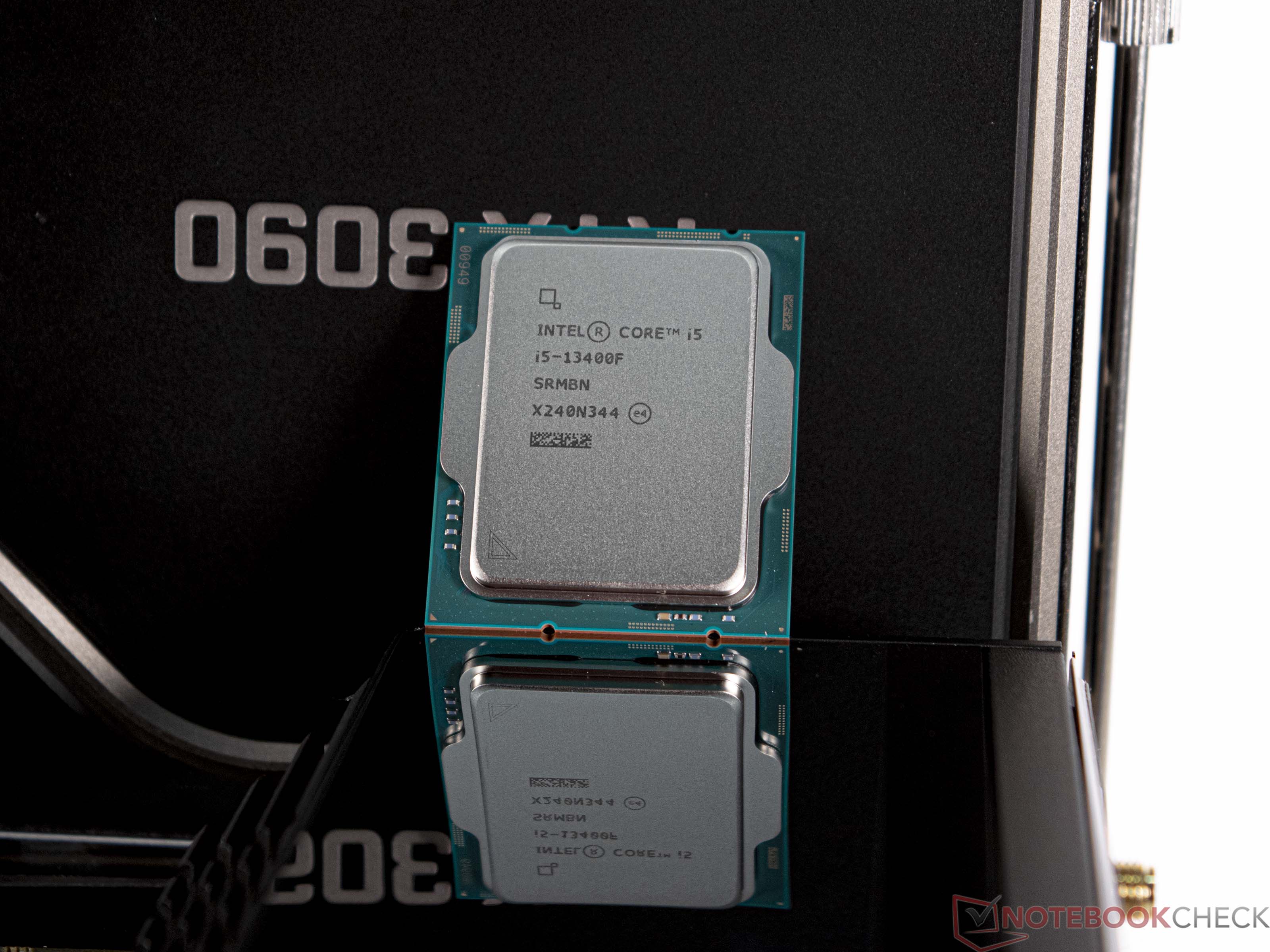 Intel Core i5-13400F masaüstü işlemcisi incelemede: Oyun ve iş