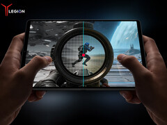 Kireç yeşilinin tablet için üçüncü renk seçeneği olacağı bildiriliyor. Resimde: tablet üzerinde çalışan bir oyunu gösteren tanıtım resmi.