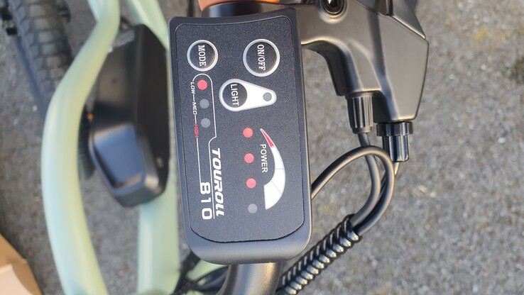Temel LED ekran - Touroll B2 e-bisiklet testi