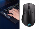 Corsair Skiff 100 Plus klavye (solda) ve Harpoon V2 fare (sağda).