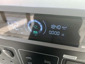 Hızlı Şarj modunda yaklaşık 1.800 watt ile AC şarj