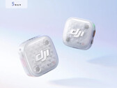 Yeni DJI Mic Mini 2S, 32 bit kayan noktalı dahili kayıt özelliği ve 14,5 GB dahili depolama alanı sunuyor.
