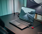 Schenker Key 18 Pro E25 incelemesi: RTX 5090 ve 256 GB RAM ile üst düzey iş istasyonu