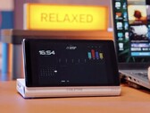 ScreenDock, 720p çözünürlüğe sahip 5,5 inçlik bir ekrana sahiptir. 