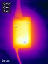 Stres testi sırasında güç kaynağı ünitesi