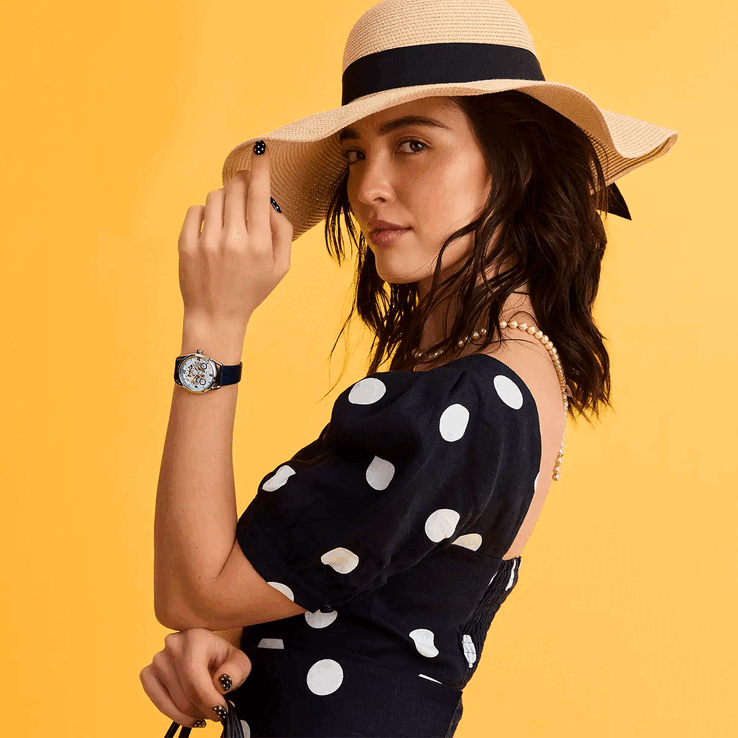 Citizen FE7097-05W, Eco-Drive teknolojisiyle çalışır