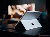 Microsoft'un 'Platin' kaplaması Surface Pro 12 nesli için geri dönmeye hazırlanıyor.