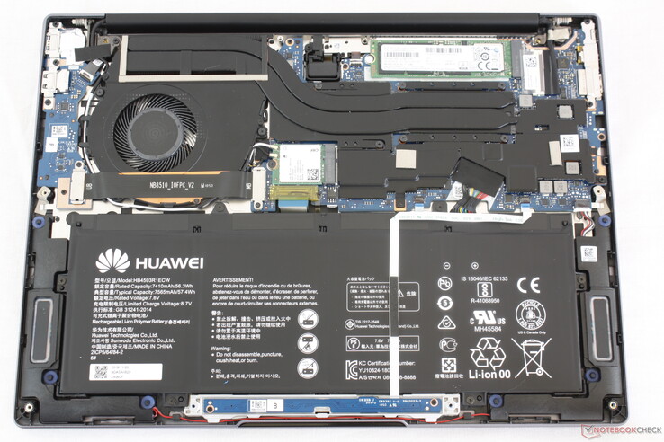 Accessible internals with a completely different internal design than the MateBook 13 or MateBook X Pro