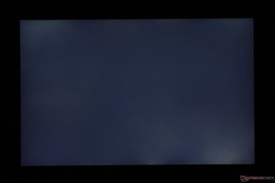 Test ünitemizde orta düzeyde düzensiz arka ışık kanaması