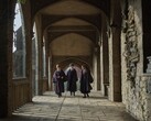 Bertie Carvel, Cornelius Fudge rolünü ilk kez anlatıyor ve Sihir Bakanı’nı neden bir kötü adam olarak değil de travma yaşamış bir politikacı olarak gördüğünü açıklıyor.