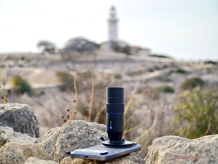 Kıbrıs ve Malta gezisi sırasında Zeiss telekonvertörlü Vivo X300 Pro. (Resim kaynağı: Alexander Fagot, Notebookcheck)