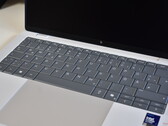 HP EliteBook X G2i 14'ün kullanıcı tarafından çıkarılabilen klavyesi.