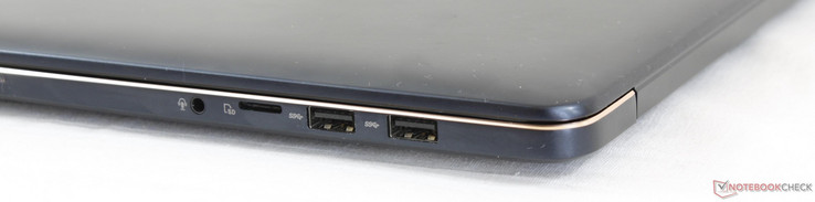 Right: 3.5 mm combo audio, MicroSD reader, 2x USB 3.1