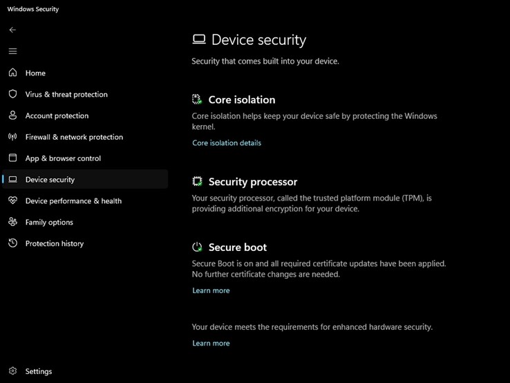 Windows Güvenlik uygulamasındaki “Cihaz güvenliği” sayfasında resmi yeşil durum göstergesi görüntüleniyor.
