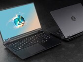 Linux tabanlı Tuxedo Stellaris 16 Gen 8 oyun dizüstü bilgisayarı artık 128 GB'a kadar RAM ve güçlü CPU/GPU seçenekleriyle sunuluyor.