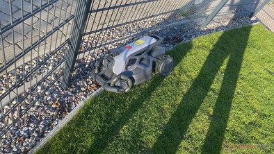 Airseeker'ın Tron'u haritalanan alanı 10 cm kadar terk etti ve sıkıştı.