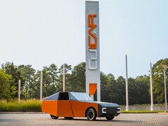 Clemson Üniversitesi'nin güneş enerjisiyle çalışan Deep Orange 17 EV