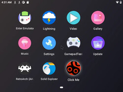 Click Me uygulaması kullanıcıların ROM dosyalarını akıllı telefonları aracılığıyla bulmalarını ve indirmelerini sağlıyor. (Resim kaynağı: Abxylute)