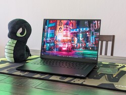 %87,7 inceleme puanı: Razer Blade 16 (2026)