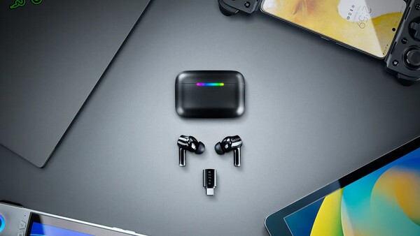 Hammerhead V3 HyperSpeed, çıkarılabilir bir 2,4 GHz USB-C dongle'a sahiptir.