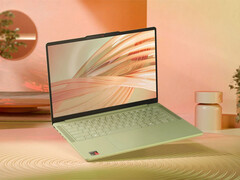 Yedi lansman renginden biriyle IdeaPad Vibe 14Q8X12.