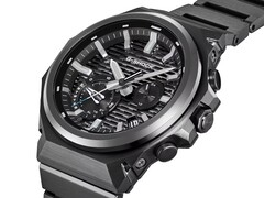 Casio'nun yakında piyasaya çıkacak G-Steel saatlerinde metal bilezikler, daha hafif kauçuk kayışlarla değiştirildi. (Resim: GSTB1000BD-1A)