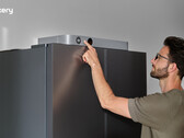 Jackery FridgeGuard'da küçük bir LCD ekran bulunmaktadır