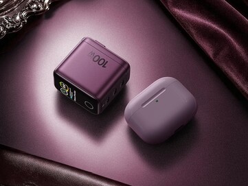 AirPods kılıfıyla yaklaşık aynı boyuttadır.