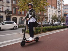 Decathlon'un Btwin LD900E elektrikli scooter'ı