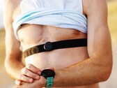 En yeni Suunto HR göğüs kemeri, ek koşu ölçümlerini takip etmek üzere tasarlanmıştır.