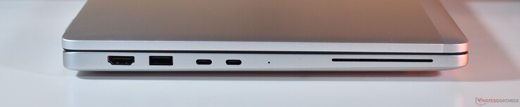 sol: HDMI, USB-A 3.2 Gen 1, 2x Thunderbolt 4, Akıllı Kart Okuyucu