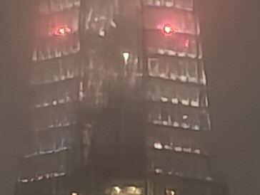 100x yakınlaştırma