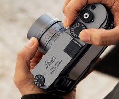 Leica üç fotoğraf makinesini 