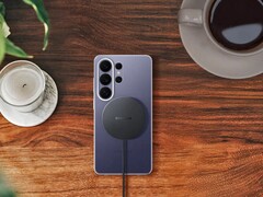 Yeni Samsung Magnet Kablosuz Şarj Cihazı S26 Ultra'da 25W'a kadar destekliyor