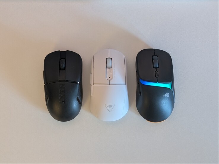 NZXT Life Elite (solda), Turtle Beach Burst II Air (ortada), Model D3 Wireless (sağda) karşılaştırması