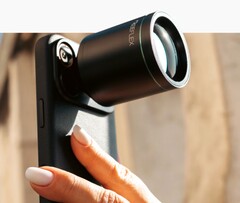 Reeflex'in tele dönüştürücüsü iPhone 17 Pro'ya 600 mm telefoto kamera ekliyor.